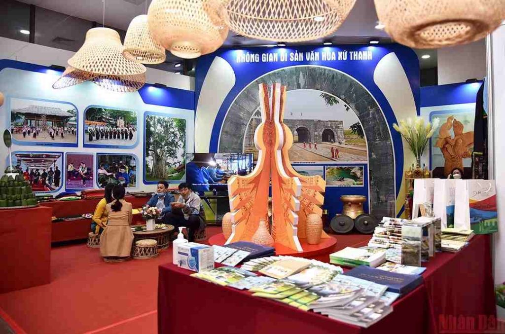 Vai trò của văn hóa trong quá trình thay đổi của kinh tế xã hội